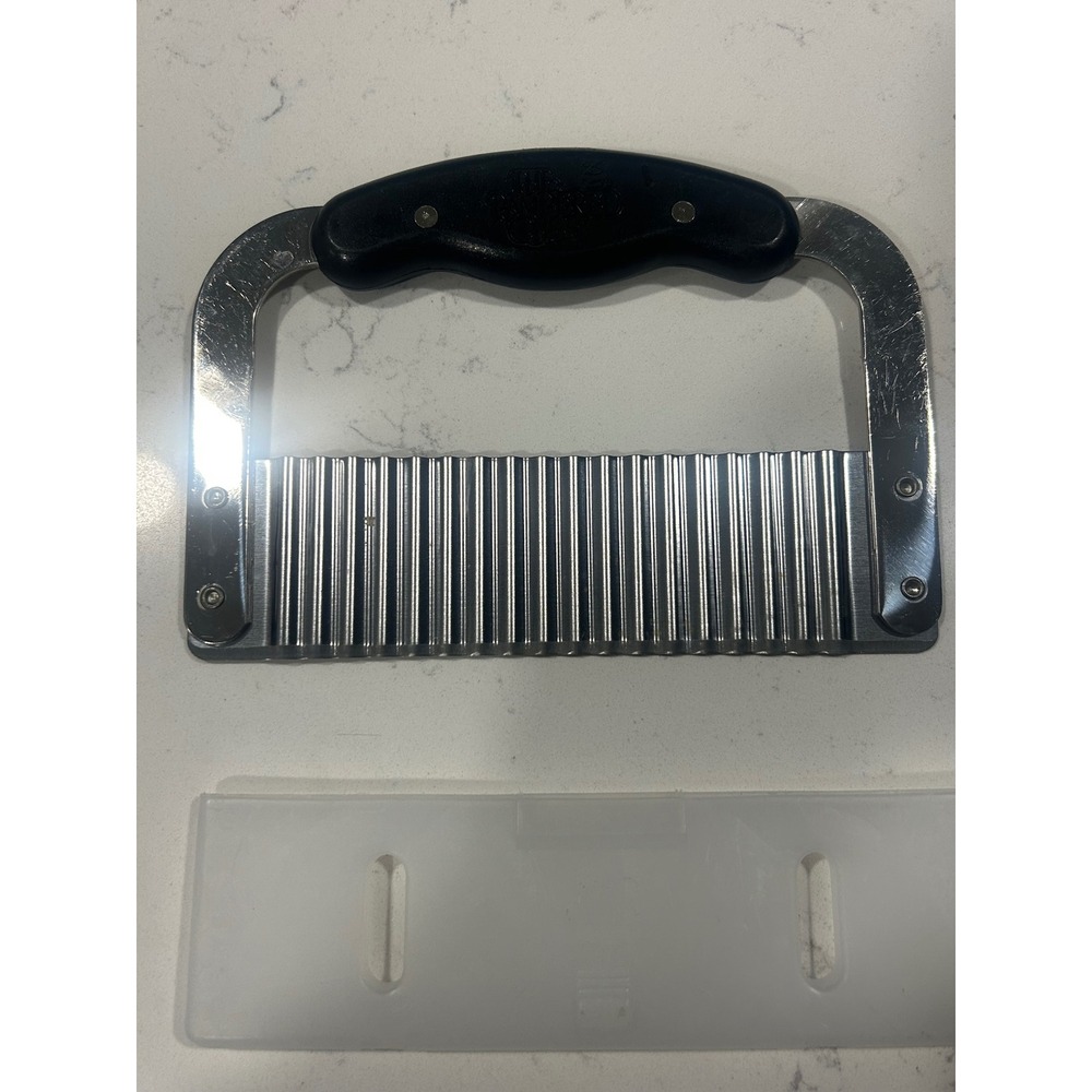 The Pampered Chef Crinkle Cutter Stainless Steel Wavy Blade Kitchen Tool 1089 - Picture 4 of 5